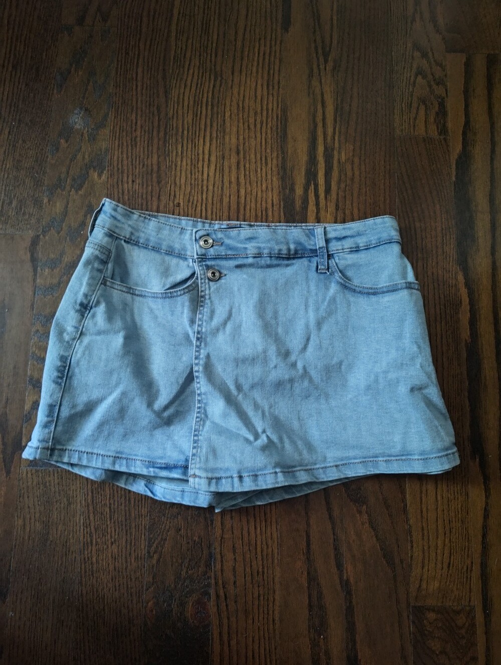 BCBG Skort